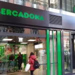 Arrasa en Mercadona este ajo negro de Hacendado, una alternativa sorprendente al ajo negro gourmet