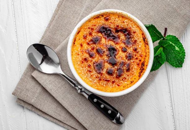 Caramelización: el toque final perfecto de la crema catalana