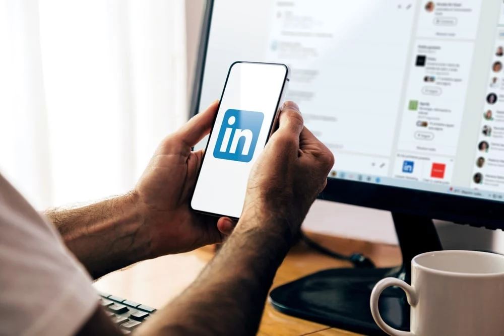 Por qué no se debe oprimir algún enlace de LinkedIn antes de verificar