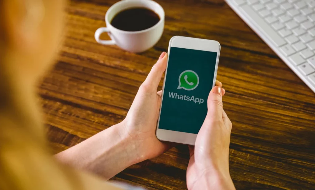 En qué idioma estará disponible la IA de Meta en WhatsApp