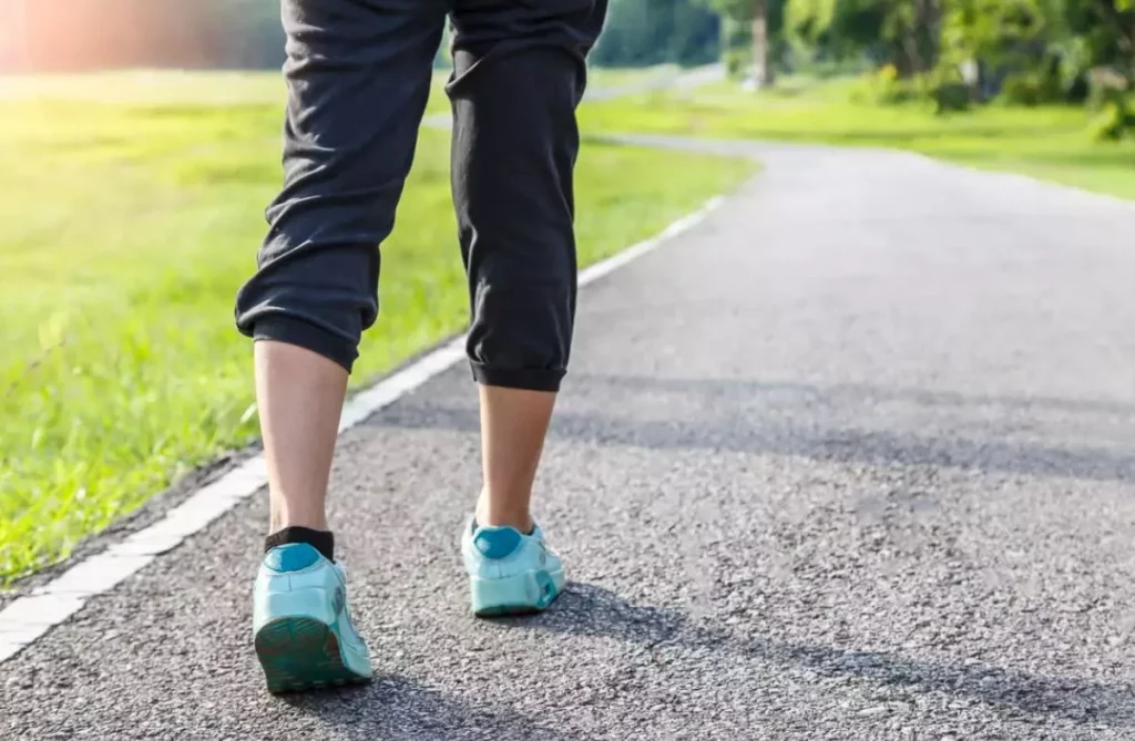 Los consejos médicos para caminar y ser saludable