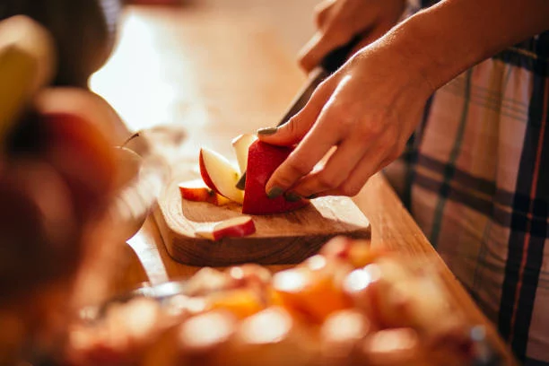 Ingredientes que no pueden faltar en el pastel de manzana