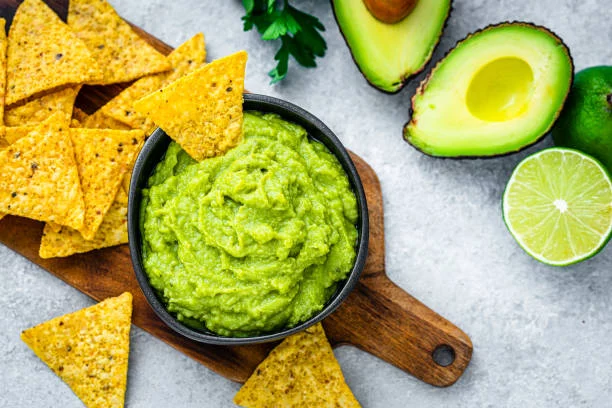 Cómo coronar tu guacamole como un chef