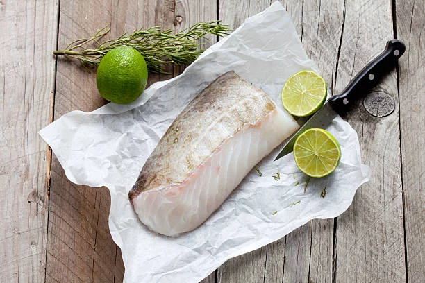 Ingredientes frescos para un pescado a la criolla