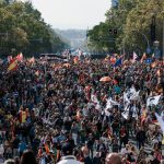 Miles de personas piden en Madrid la dimisión de Sánchez y nuevas elecciones