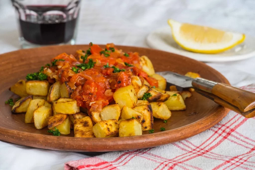 PATATAS BRAVAS Moncloa