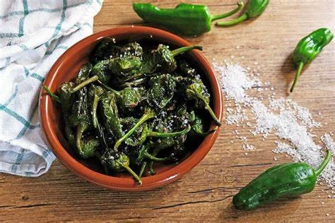 PIMIENTOS DE PADRÓN: LA SIMPLICIDAD DEL SABOR