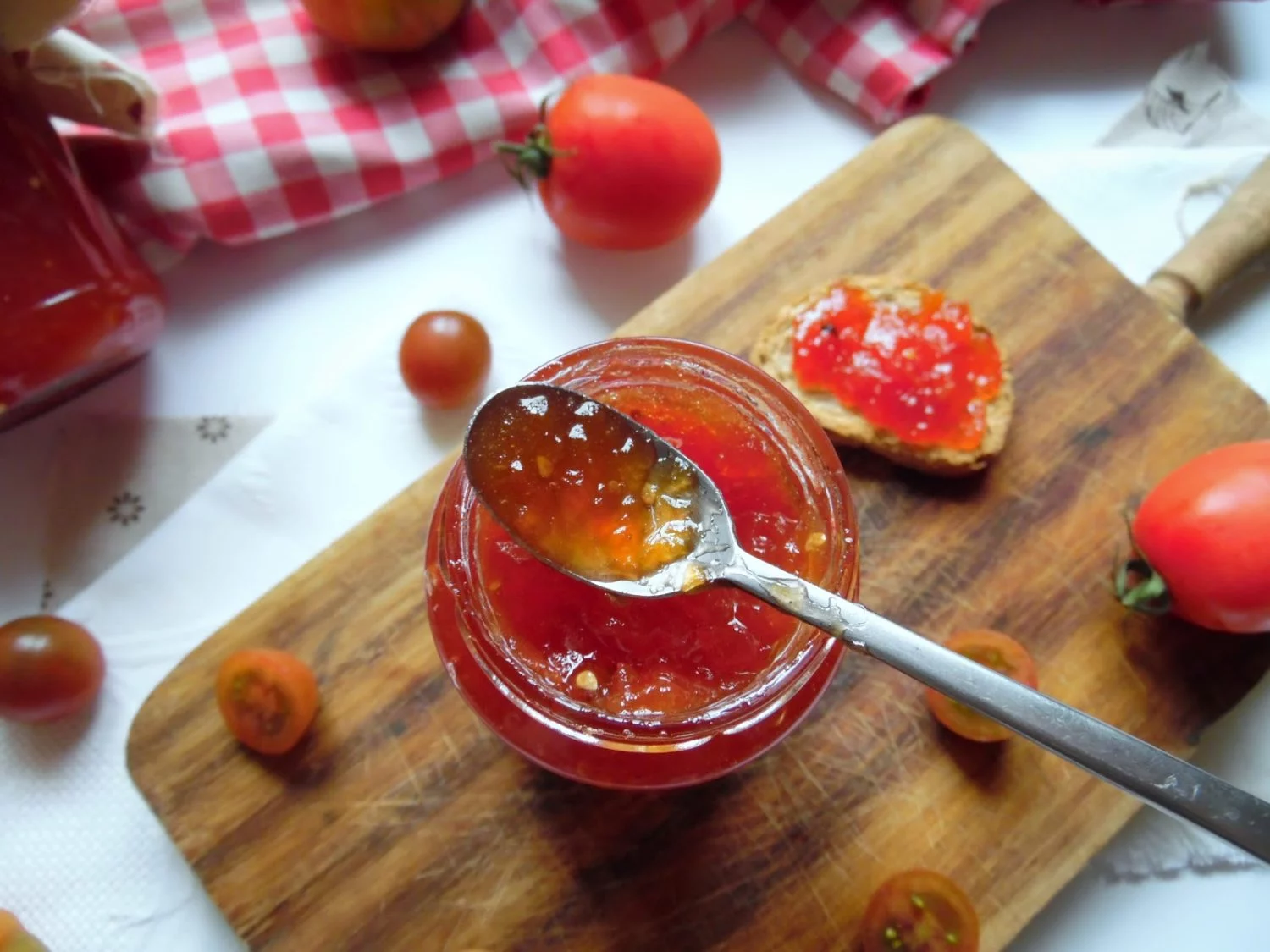 EL PROCESO DE PREPARACIÓN DE LA MERMELADA DE TOMATE