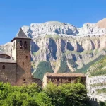 Torla y Escaló, revive la época medieval en estos pueblos tan bien conservados de Lleida