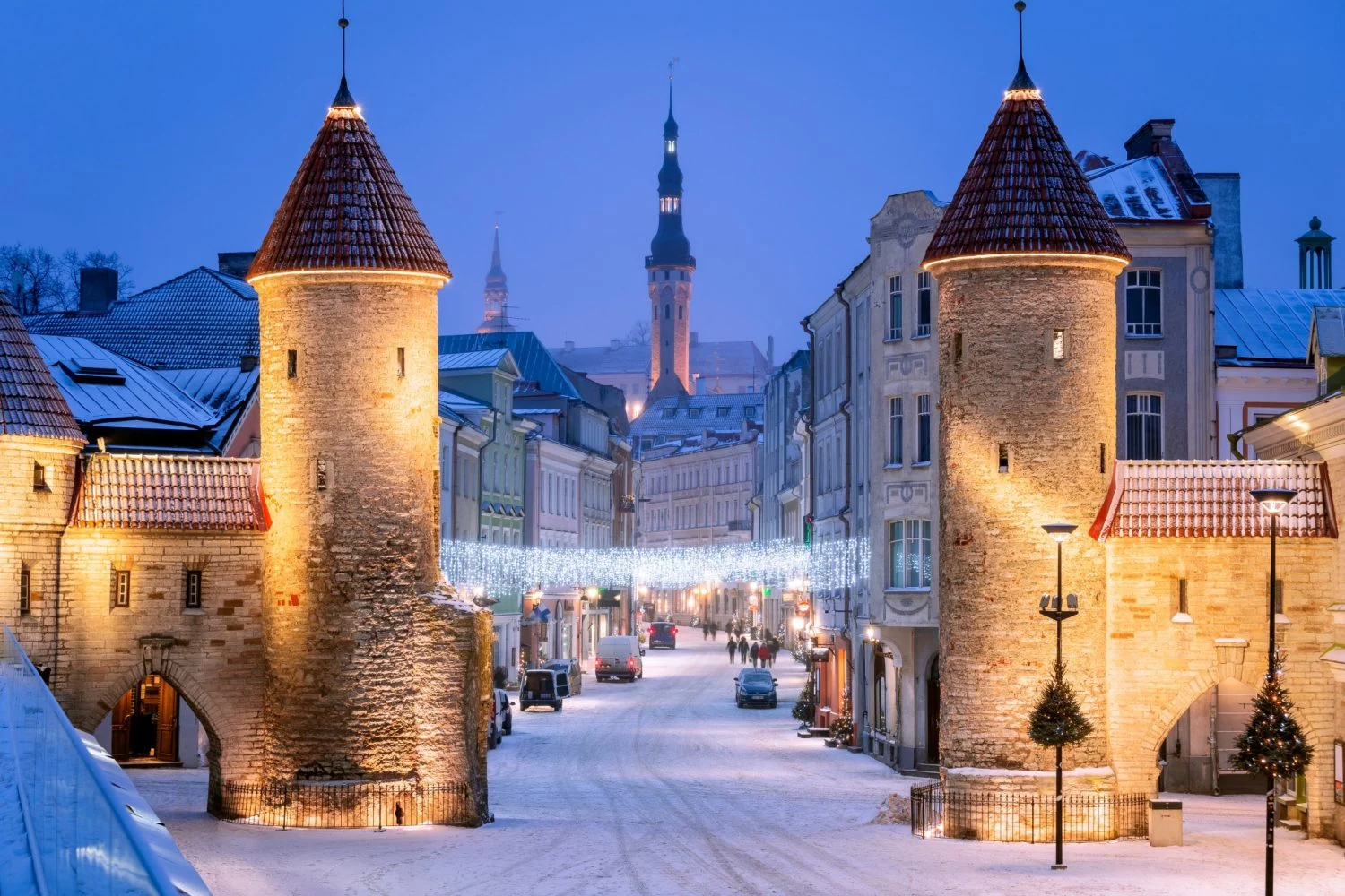 3. TALLIN, ESTONIA: UN ENCANTO MEDIEVAL EN INVIERNO