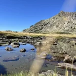 La sierra de Madrid donde puedes encontrar una piscina natural entre montañas