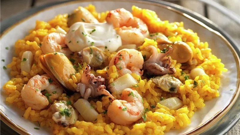 EL ARROZ A BANDA: UN PLATO PARA DISFRUTAR