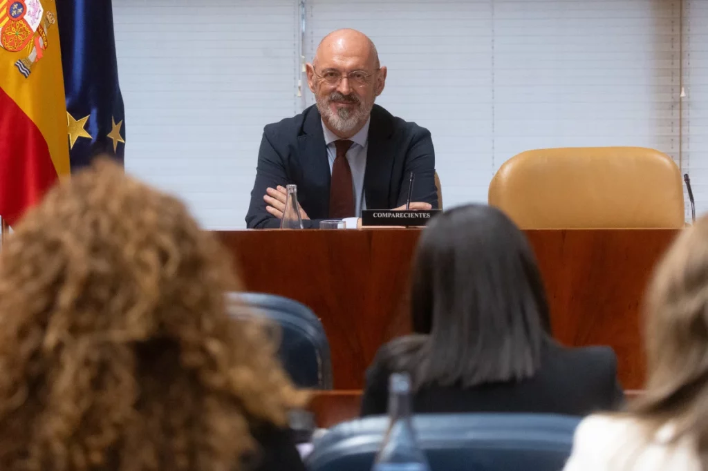 El rector de la Complutense, Joaquín Goyache Goñi, en la comisión de investigación de la Asamblea de Madrid