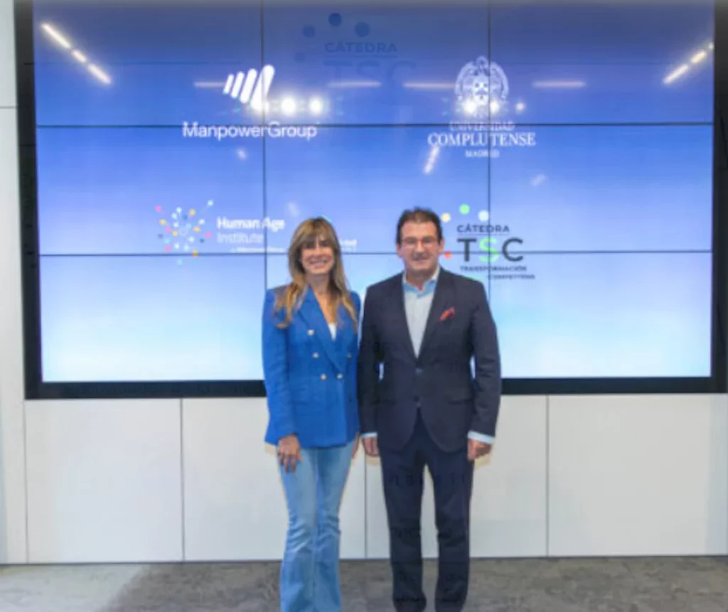 Foto de presentación de la fundación de Manpower con Begoña Gómez, imputada por cuatro delitos