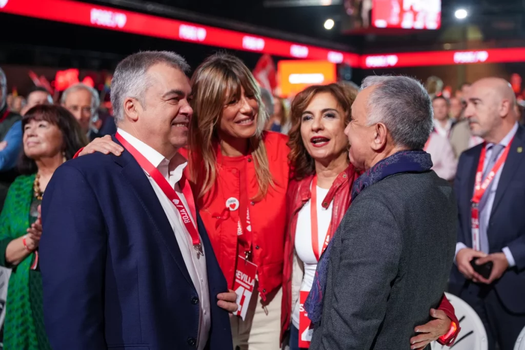 Begoña Gómez, arropada por la cúpula federal del PSOE a pesar de su imputación por cuatro presuntos delitos