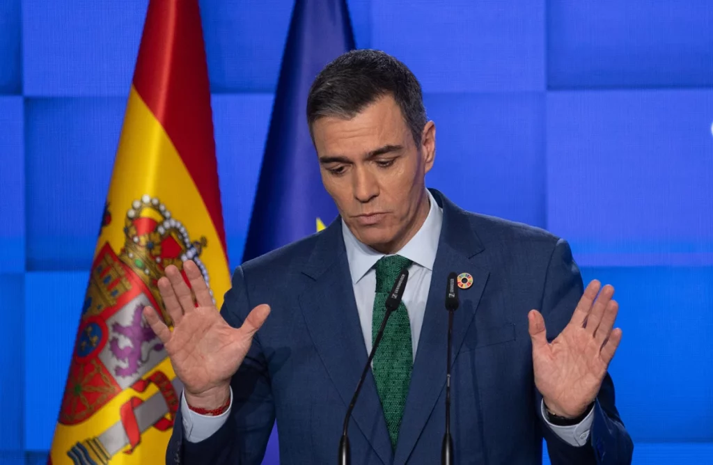 Pedro Sánchez, presidente del Gobierno, endeuda a España para hacer crecer el PIB