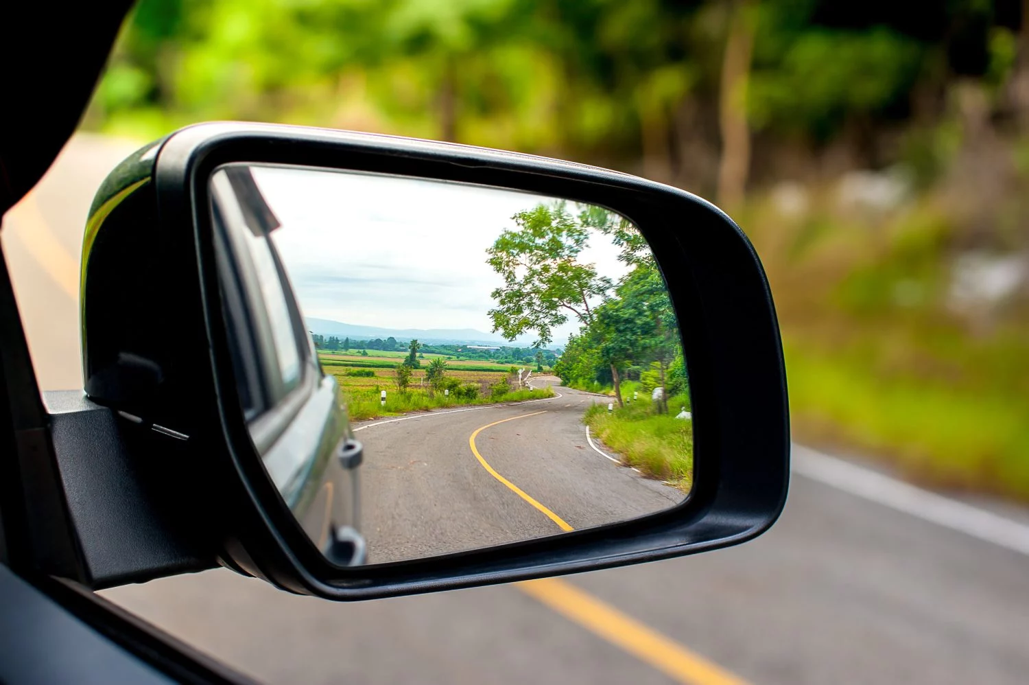 LA IMPORTANCIA DE LA SEGURIDAD VIAL EN LA CONDUCCIÓN