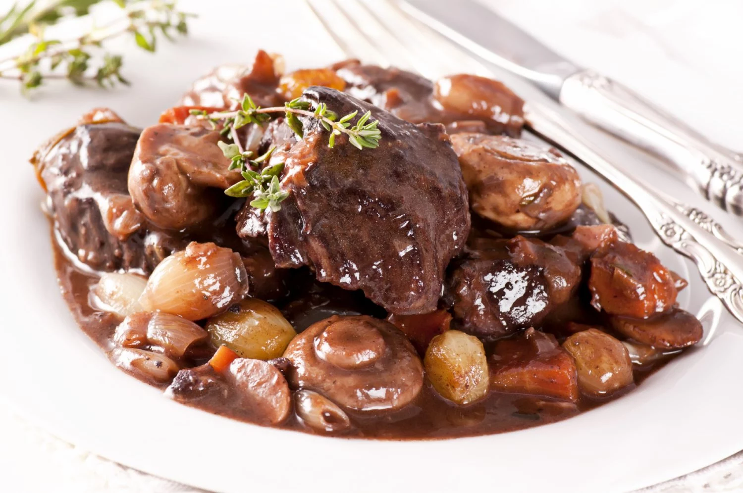 PREPARACIÓN RÁPIDA DE LA TERNUERA BOURGUIGNON EN EL MICROONDAS