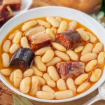 Ante el frío buena cara y mejor una rica fabada asturiana como esta