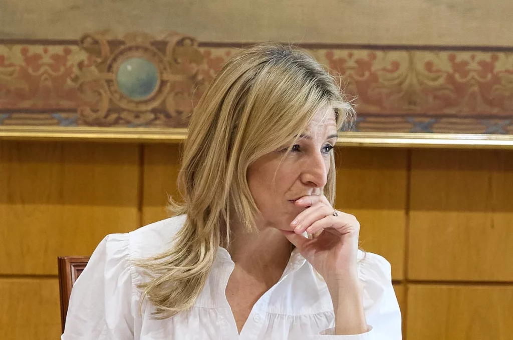 Yolanda Díaz, ministra de Trabajo, pierde votantes al mismo ritmo que pulsos contra el PSOE. Fuente: Agencias