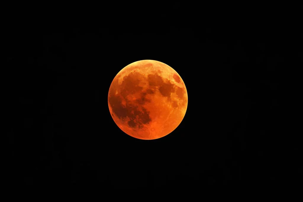 Por qué se denomina Luna de Sangre 