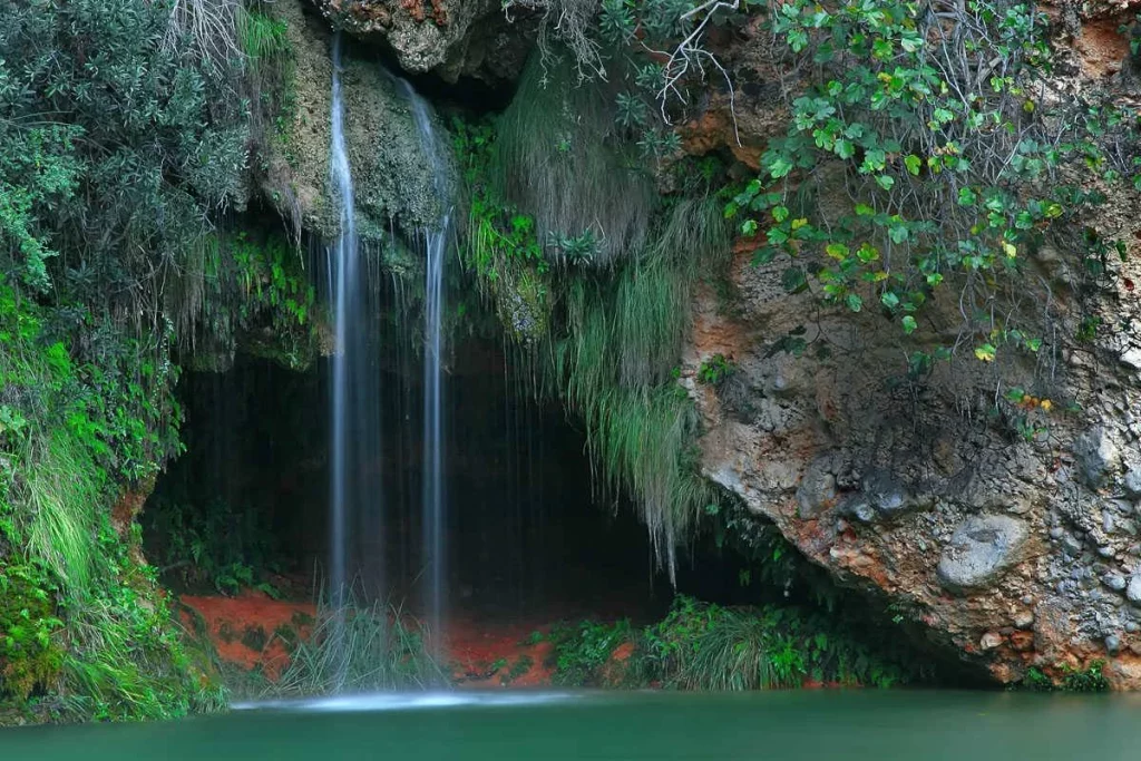 Las leyendas de la Cueva de Turche en España 