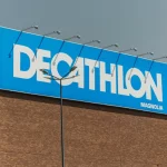 Decathlon y el bolso elegante para ir al gimnasio con efecto ante y repelente al agua